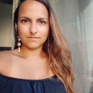 Meet your Posher, Clara